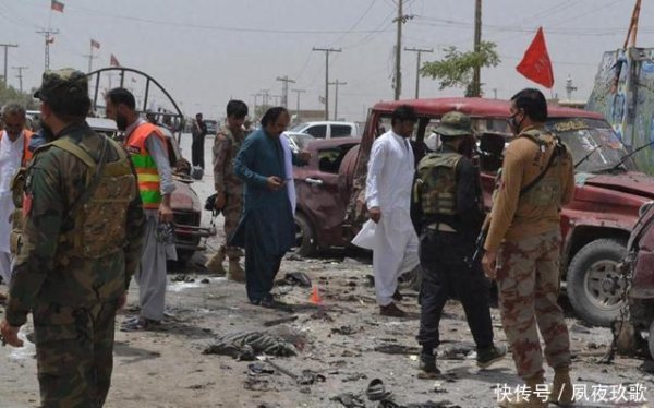 尚融 巴铁和阿富汗打起来了，阿外长访问印度后，阿富汗军队在边境开火